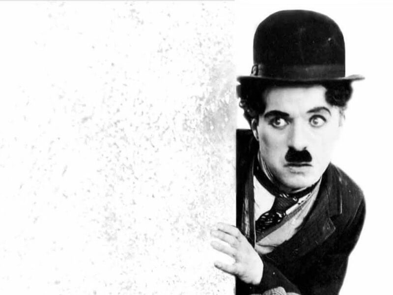 Xem các bộ phim hài của Charlie Chaplin để học hỏi 